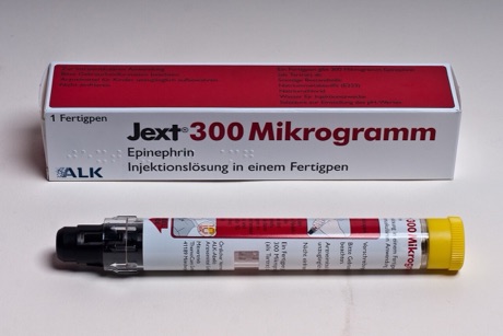 Autoinjektor s adrenalinem